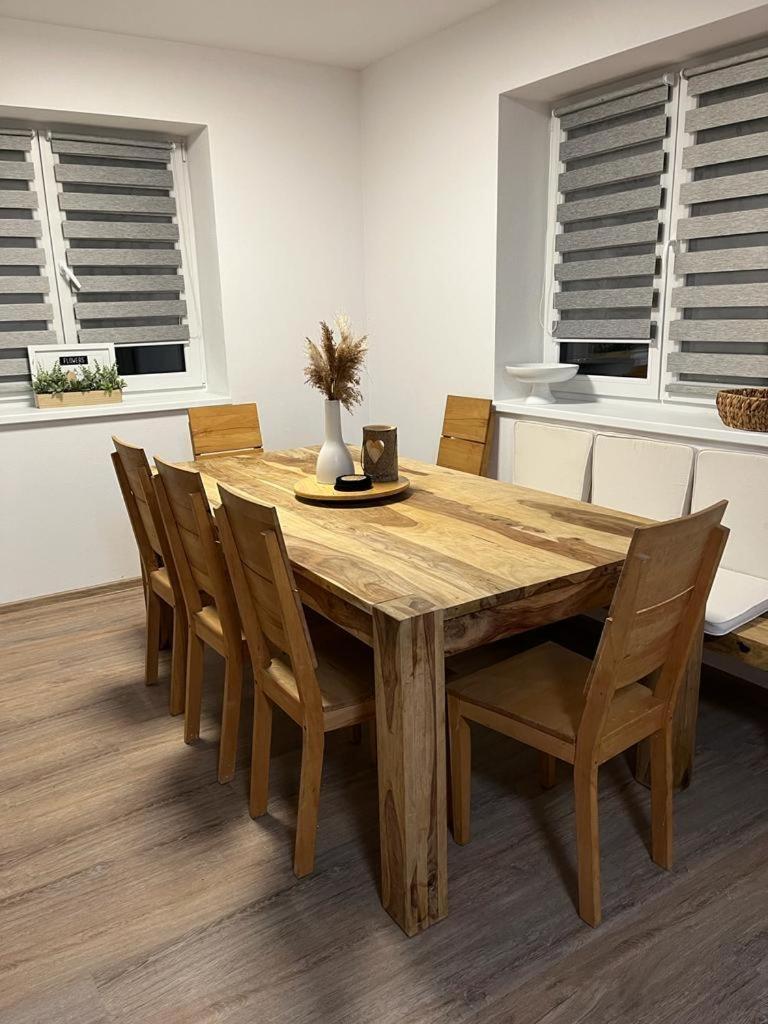 Apartmany Tobias Besiny Exterior photo